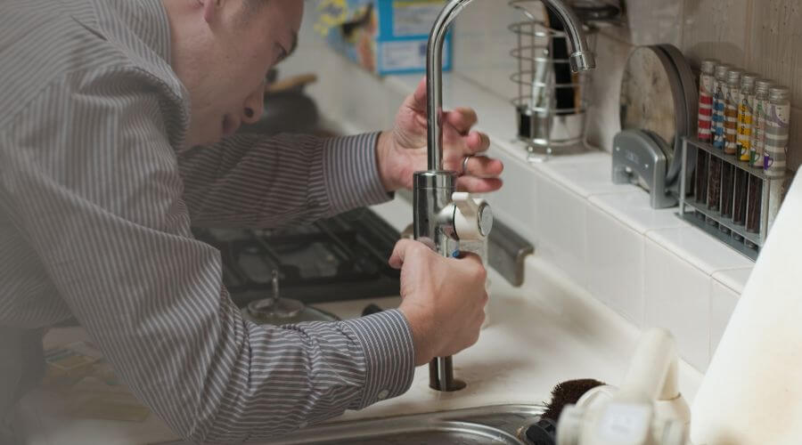Professional sink repair in Clinton, MI